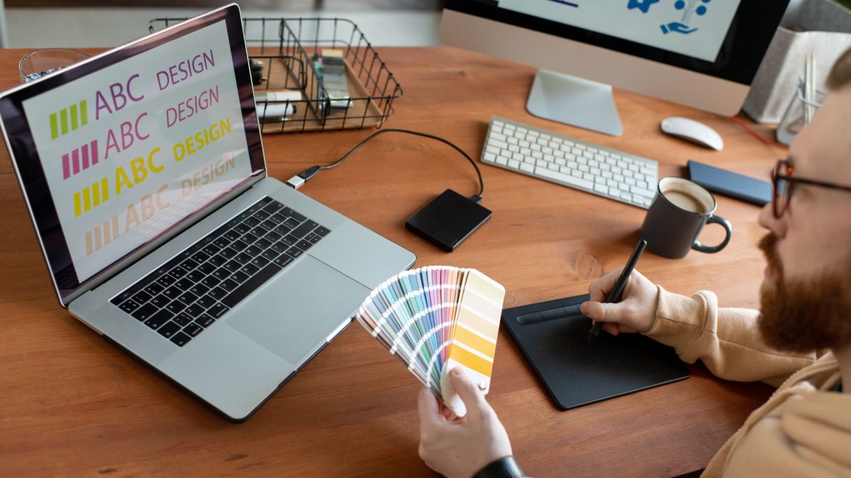 Pick Colors and Fonts