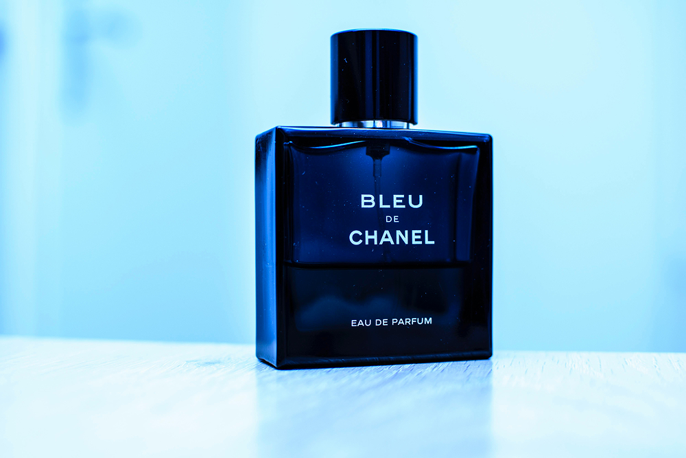 bleu de chanel eau de parfum product photography ai tool before